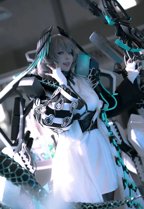 w百合欧皇子w 霍尔海雅