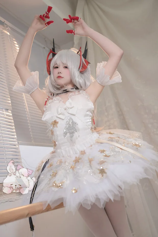 咬一口兔娘 明日方舟W天鹅之舞 1
