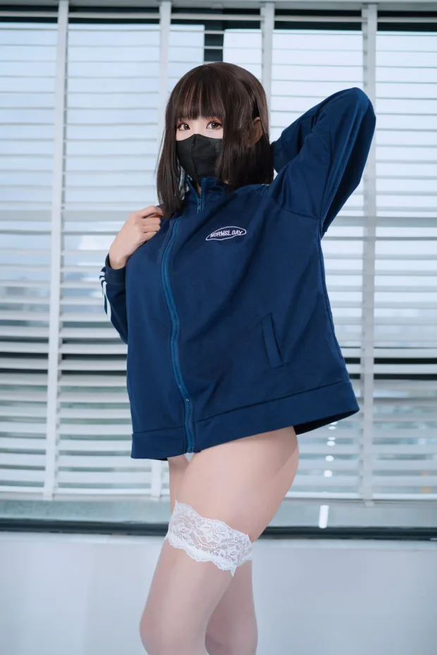 miko酱ww 草莓圣代 1