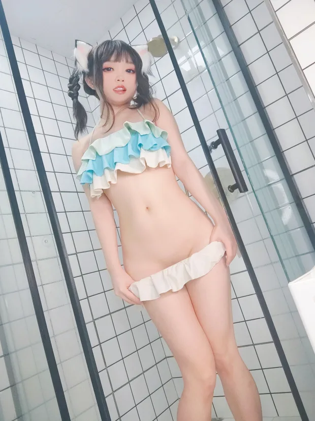 神沢永莉 ckt浴室蓝白泳衣辫子 3
