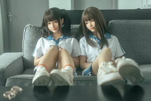 蠢沫沫 《我ら》”我们“ 2