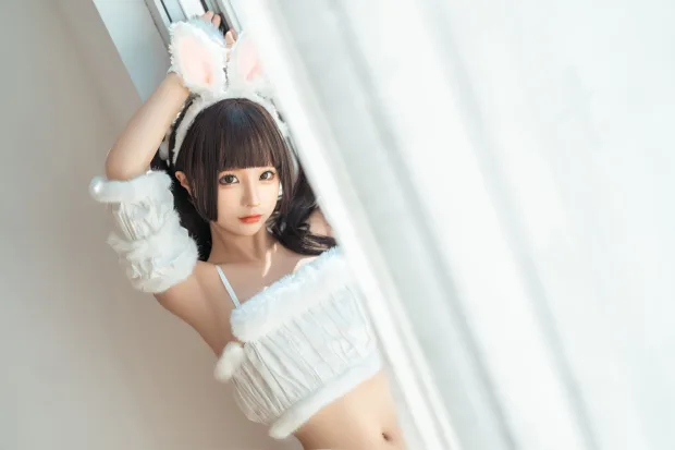 蠢沫沫 《冬のバニー》”冬兔“ 8