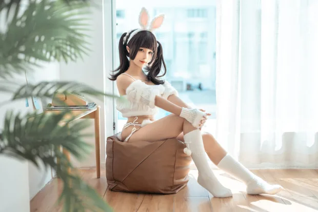 蠢沫沫 《冬のバニー》”冬兔“ 3