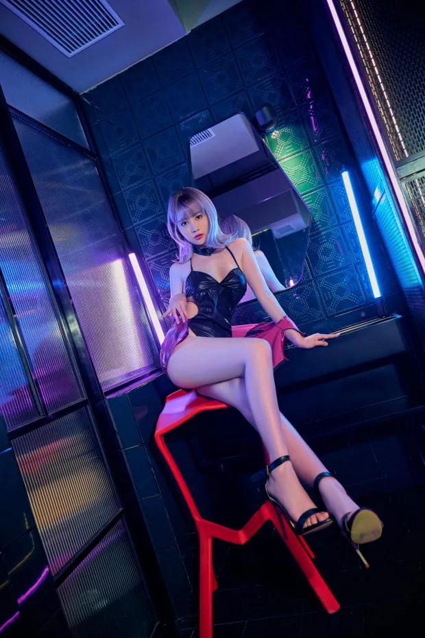 年年 赛博女孩 4