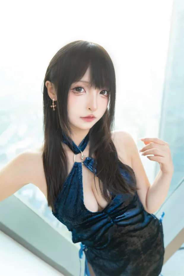 神楽坂真冬 蓝衣旗袍 5