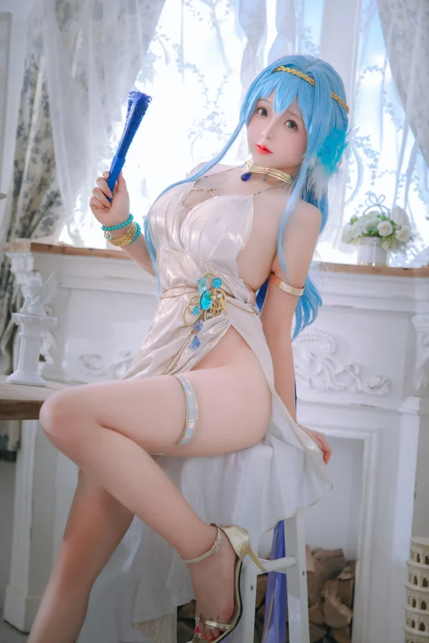 日奈娇 海伦礼服 4