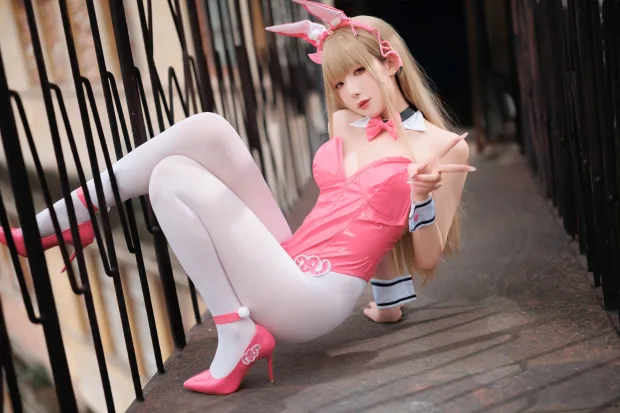 封疆疆v NIKKE 毒蛇兔女郎 7
