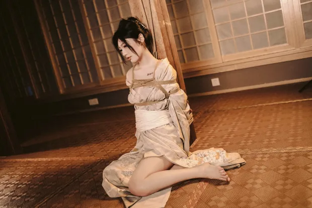 桃良阿宅 绳艺 1