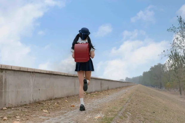 Yiko湿润兔 – 捕获水手服 3