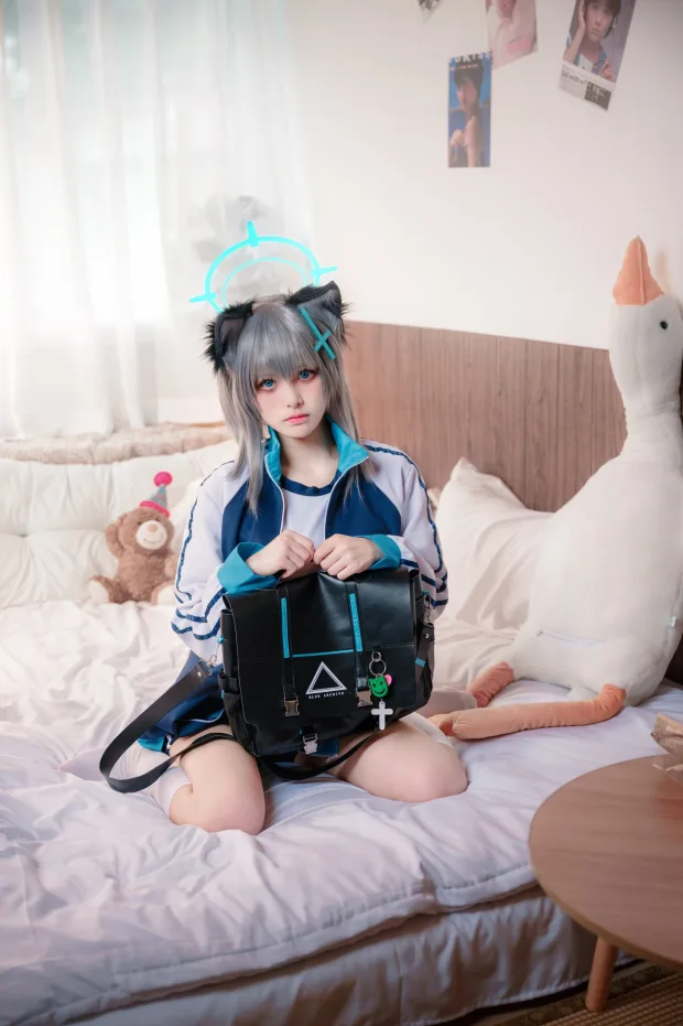 九柒喵 体操服白子 3