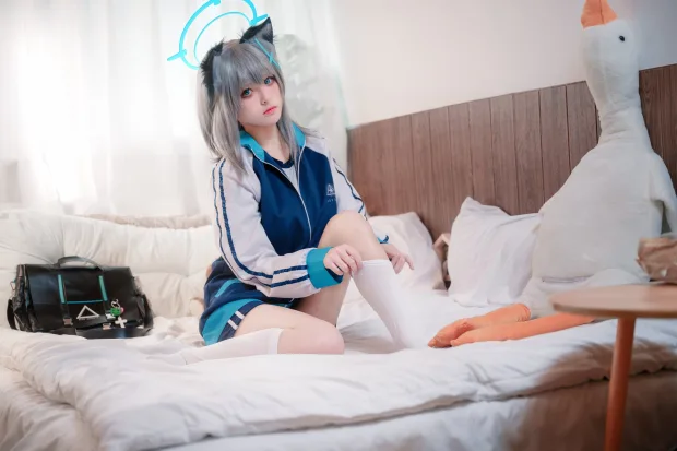 九柒喵 体操服白子 5