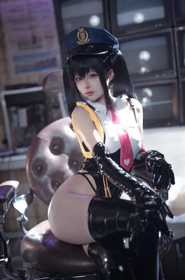 蠢沫沫 – 沙希女警 1