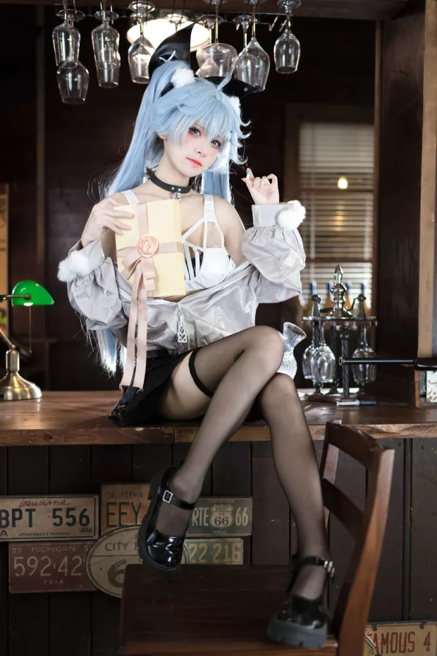 九柒喵 – 芙洛伦 药心 少女前线 8