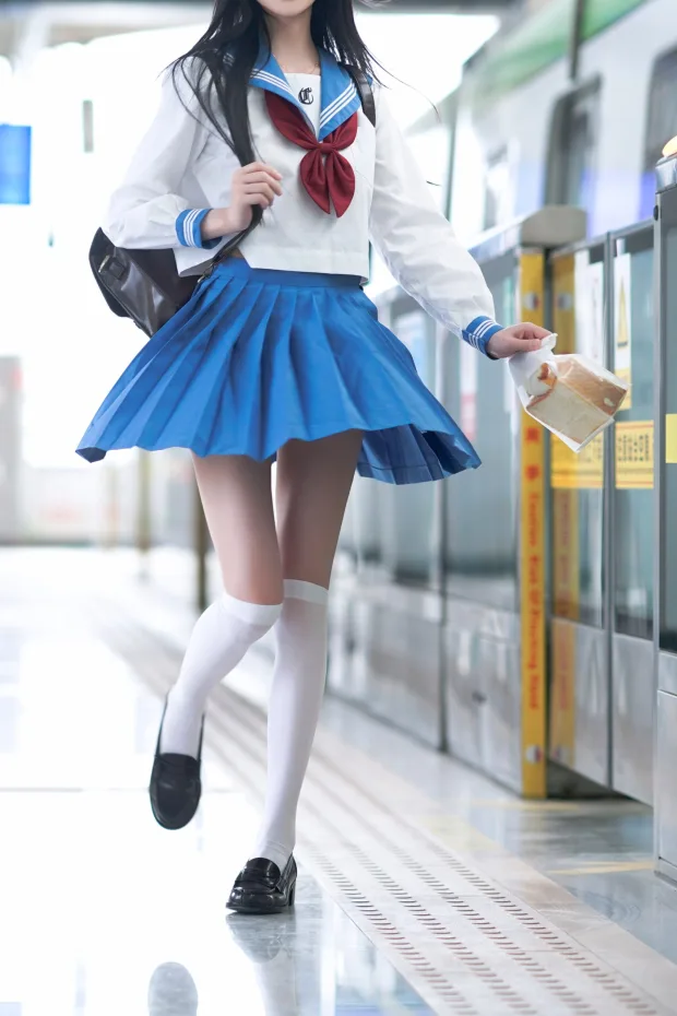 桜桃喵 地铁JK 6