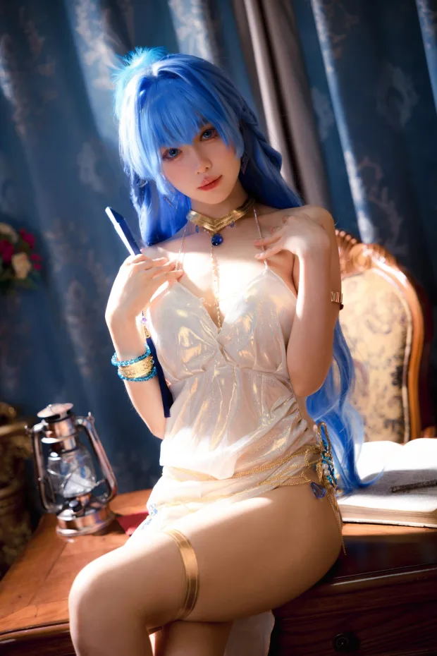 Shika小鹿鹿 – 胜利女神海伦 6