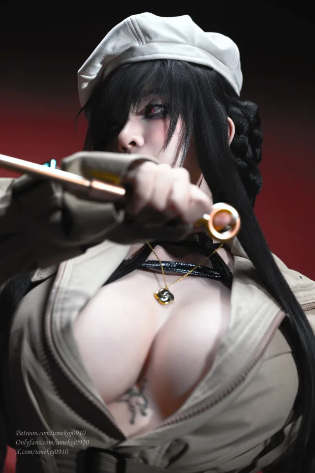 Umeko J – Yor Forger Thorn Princess Spy x Family 8