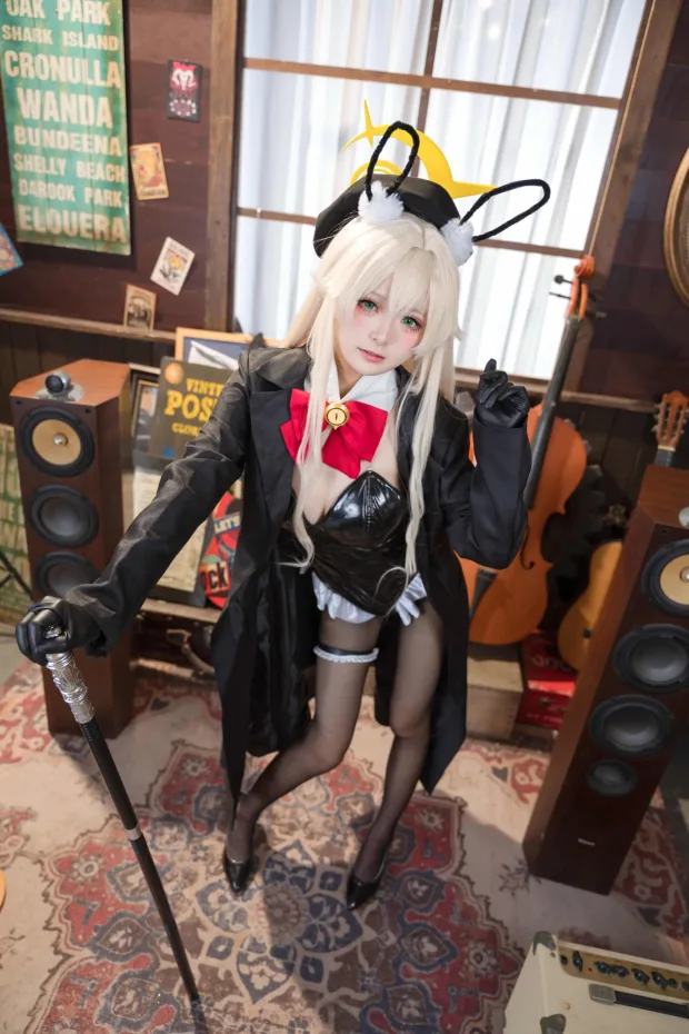 九柒喵 笑面兔女郎 1