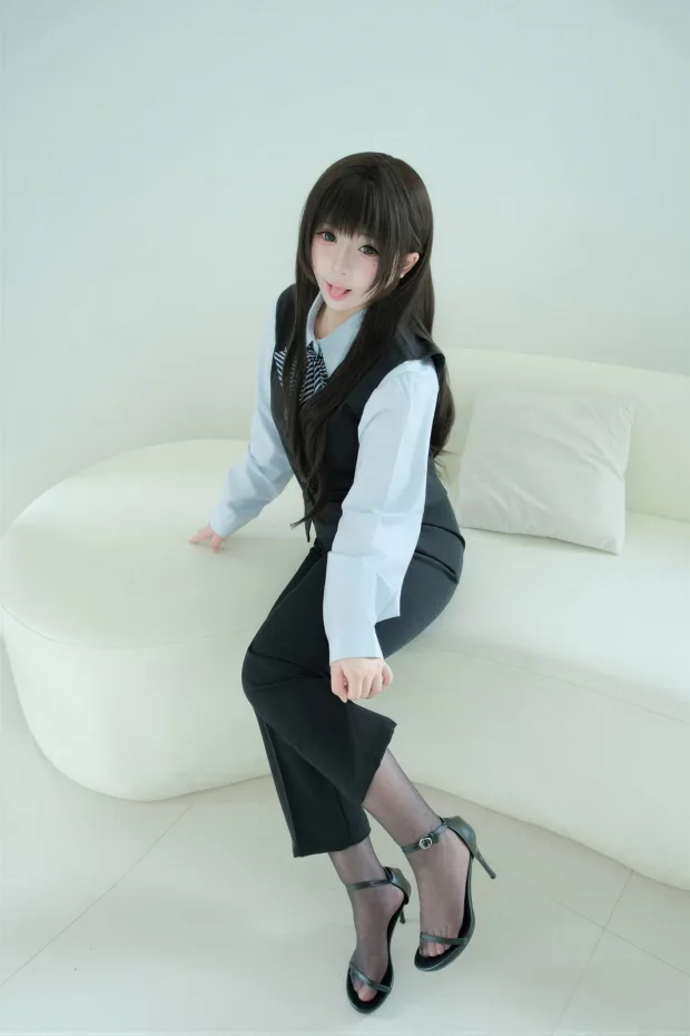胡桃猫 裤里丝的秘密 1