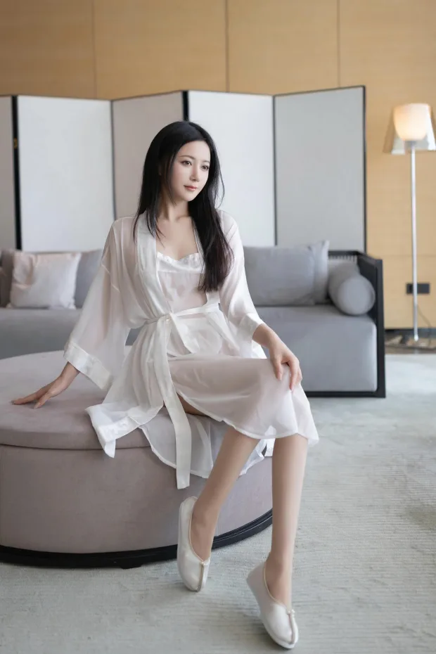 [XiuRen秀人网]第B184期鱼子酱写真 [120P] 2