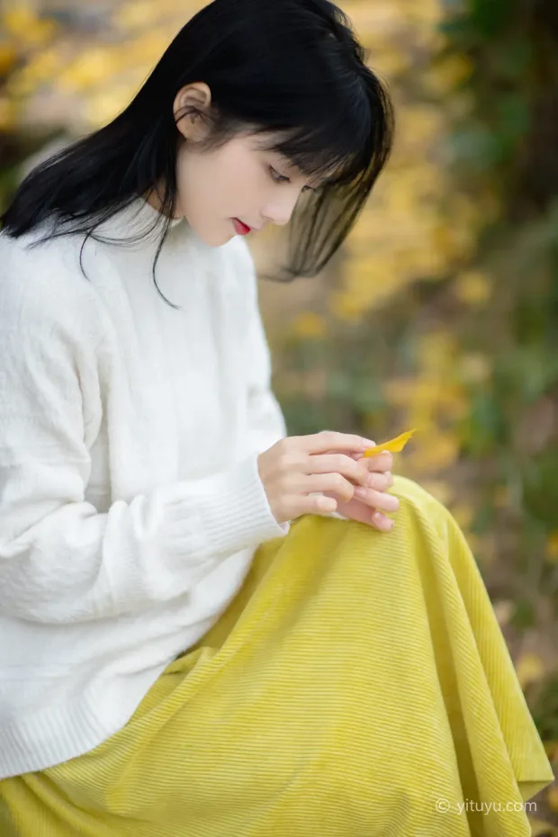 [艺图语] 2021.08.14 Vol.131 – 银杏之恋 雨文[39P] 3