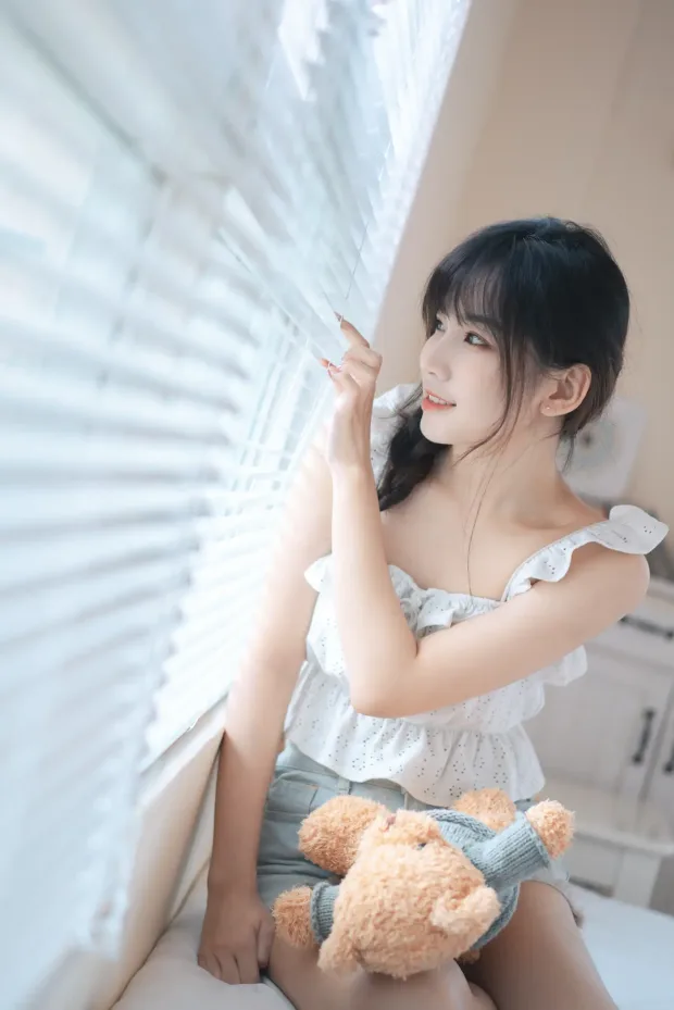 [艺图语] 2021.11.03 Vol.415 – 休息日 阿桐[23P] 3