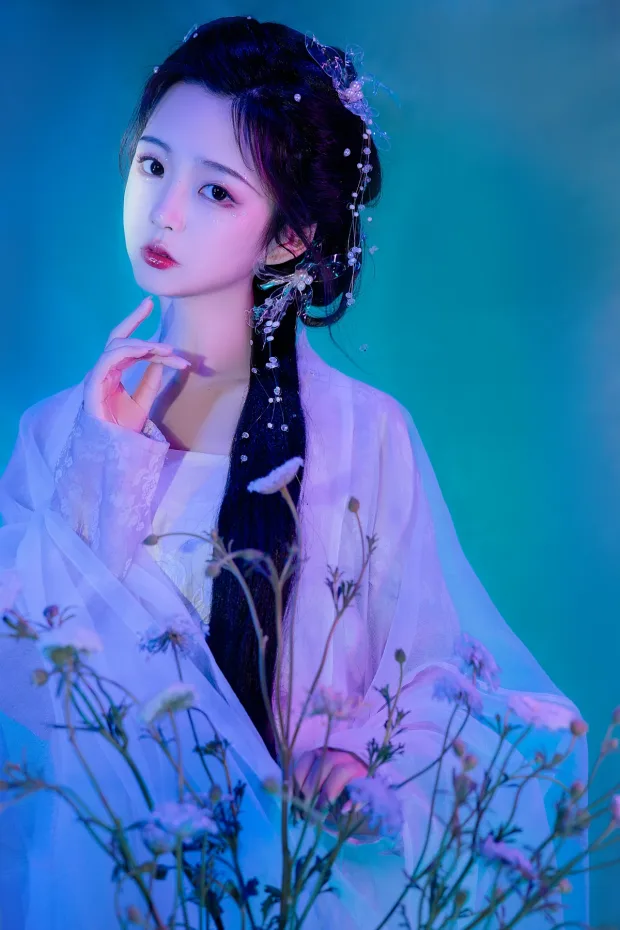 [艺图语]2023.01.10 Vol.2885 – 她是那一抹蓝[22P] 6