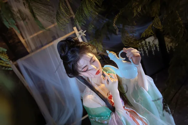 [艺图语]2023.03.09 Vol.3035 庭芜绿[30P] 4