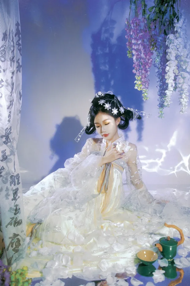 [艺图语]2022.12.28 Vol.2782 – 银睿姬[34P] 3
