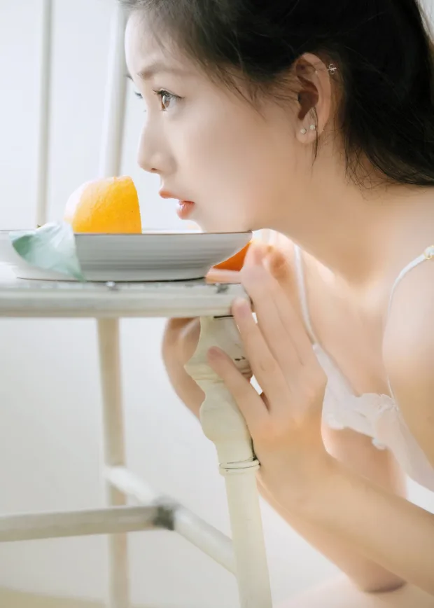 [艺图语]2022.12.16 Vol.2694 – 淘气的小橙子[24P] 3