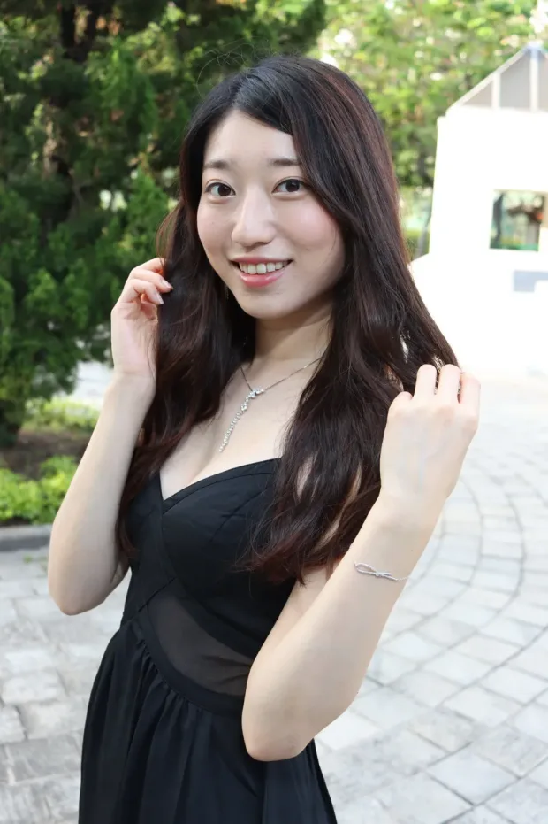 [街拍丝足] NO.106 吴小葵 公园黑色长裙[61P] 7
