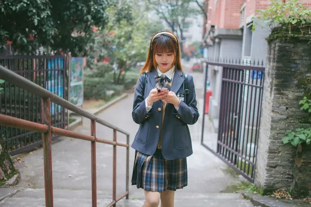 [艺图语] 2021.08.02 Vol.105 – 放课后 欢欢[32P] 6