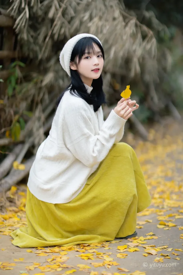 [艺图语] 2021.08.14 Vol.131 – 银杏之恋 雨文[39P] 6