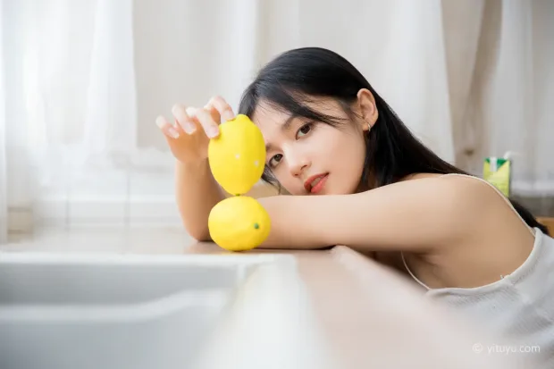 [艺图语] 2021.05.31 Vol.064 – 爱与光 雨文[26P] 6