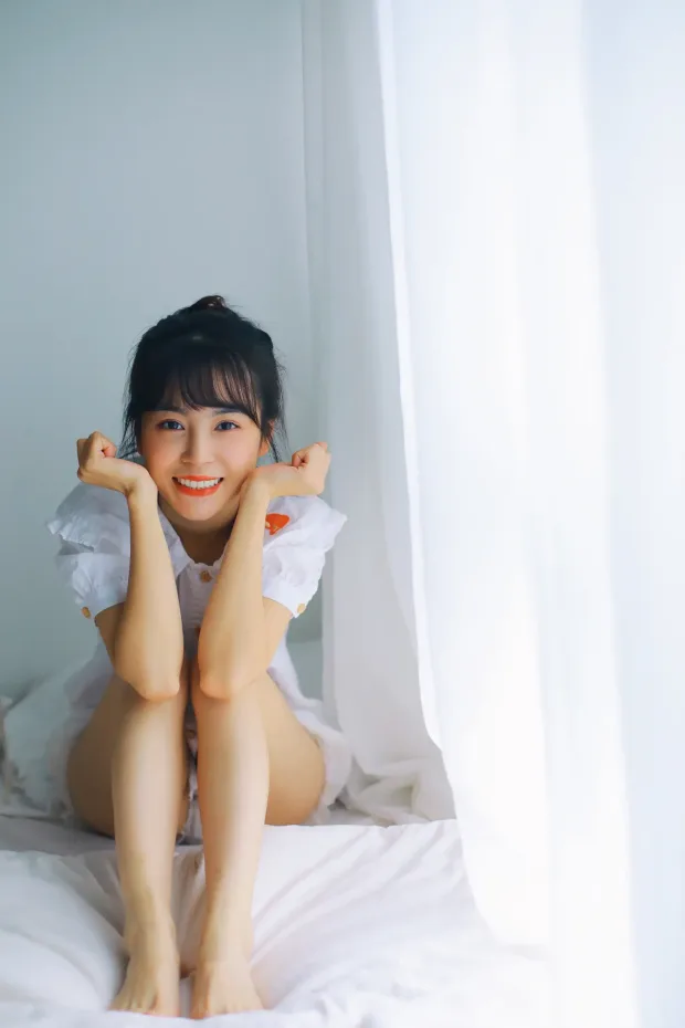 [艺图语] 2021.05.04 Vol.049 – 少女日记 裸心心[25P] 5