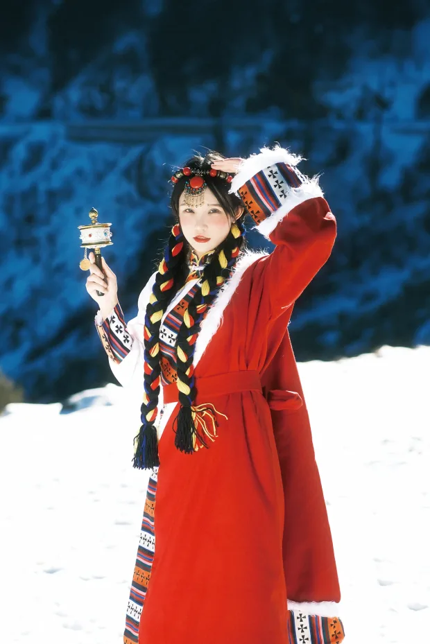 [艺图语]2023.01.01 Vol.2814 – 我离不开神山，你带一支格桑花走吧[21P] 7