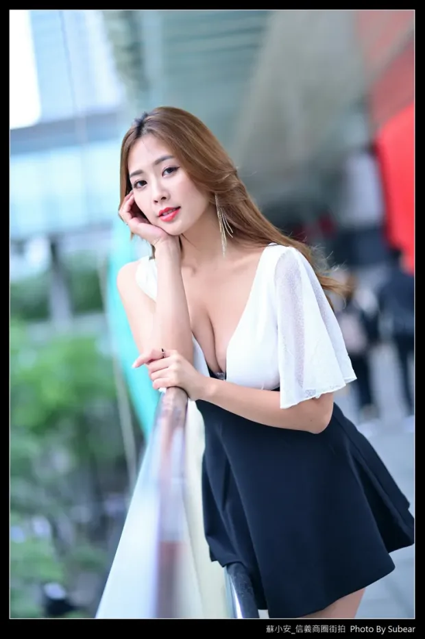 [街拍丝足] NO.101 低胸連衣裙涼高美腿[43P] 3