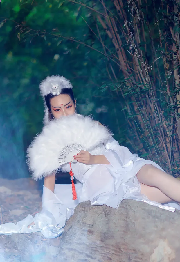 [艺图语] 2021.08.16 Vol.133 – 白狐 小米[19P] 5