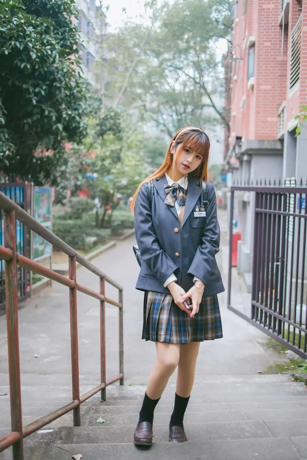 [艺图语] 2021.08.02 Vol.105 – 放课后 欢欢[32P] 7