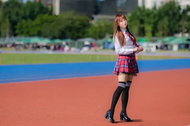 [街拍丝足] NO.233 学生制服高跟[157P] 1