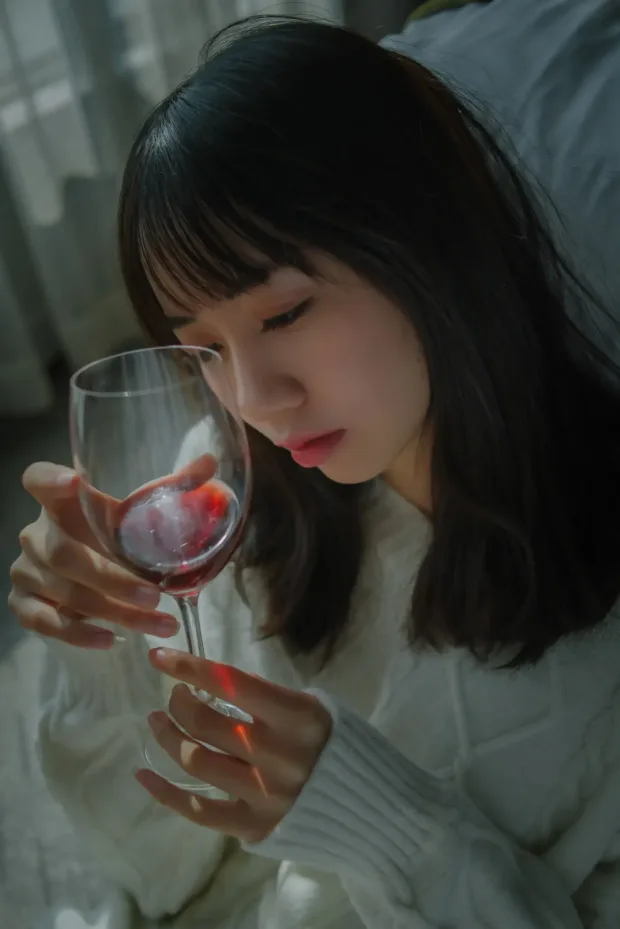 [艺图语] 2021.07.30 Vol.103 – 他不爱我 晓君[32P] 8