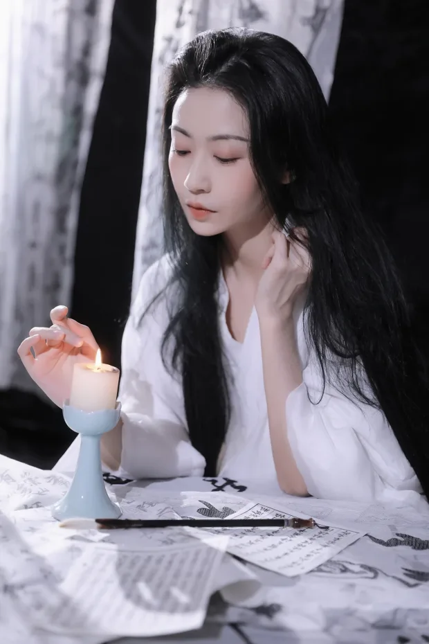 [艺图语]2023.01.02 Vol.2819 – 提笔写月[19P] 6