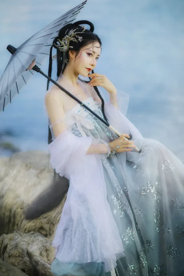 [艺图语] 2021.10.13 Vol.353 – 海妖 葵花花花儿[22P] 8