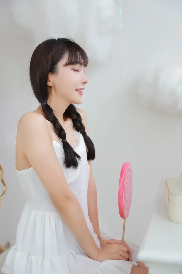 [艺图语] 2021.10.08 Vol.339 – 全糖去冰 星星[23P] 6