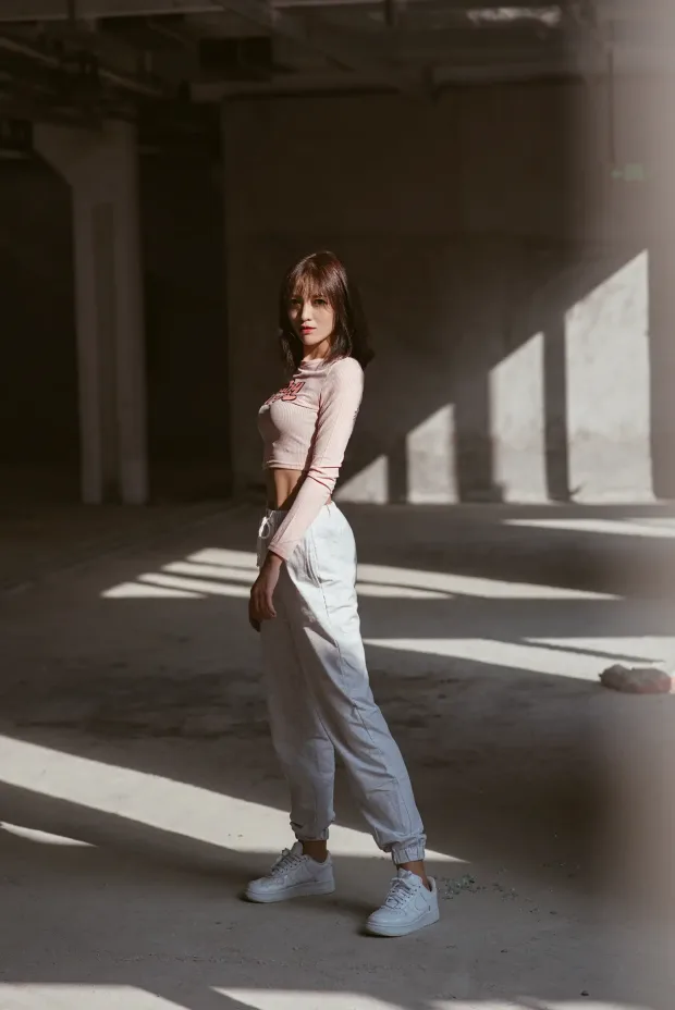 [艺图语] 2020.12.08 Vol.005 – 不良少女 Lily[27P] 7