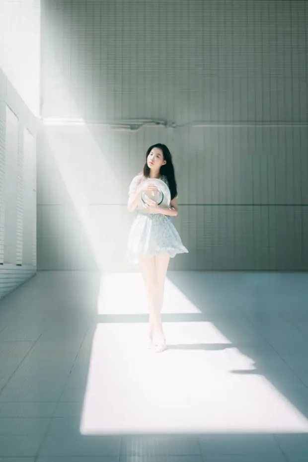 [艺图语] 2021.08.27 Vol.184 – 夏の彼女 张潇云[28P] 3