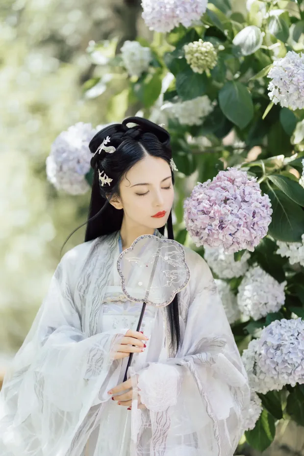 [艺图语] 2021.09.06 Vol.260 – 无尽夏 胡莅雅[23P] 4