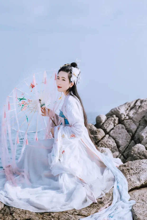 [艺图语] 2021.09.04 Vol.239 – 沧海无涯 颖儿[24P] 5