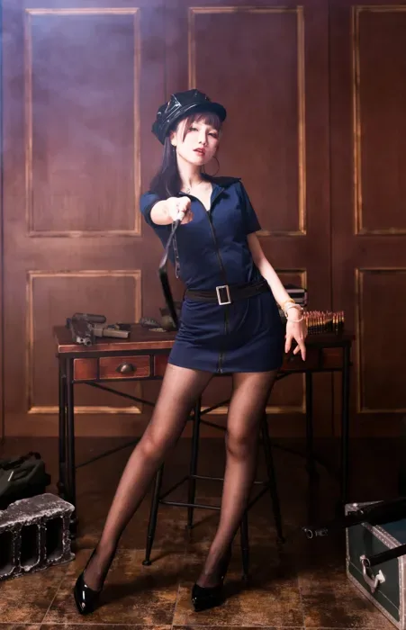 [街拍丝足] NO.116 乔乔儿 黑丝制服[52P] 3