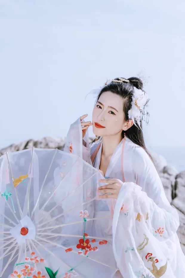 [艺图语] 2021.09.04 Vol.239 – 沧海无涯 颖儿[24P] 6