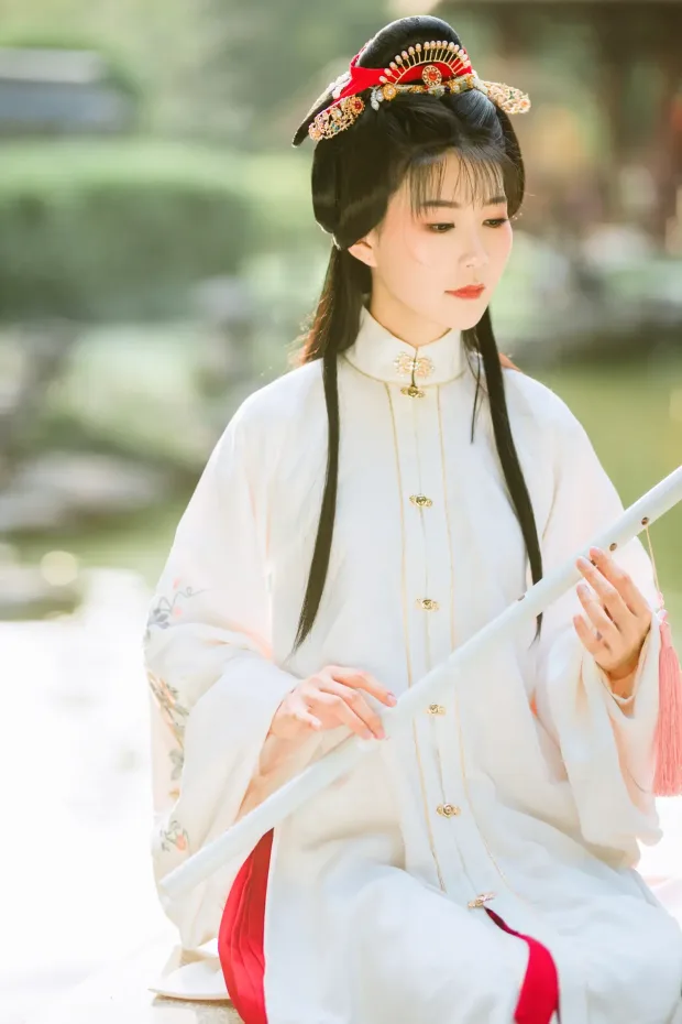 [艺图语] 2021.09.04 Vol.244 – 绿意 兔小白[26P] 5